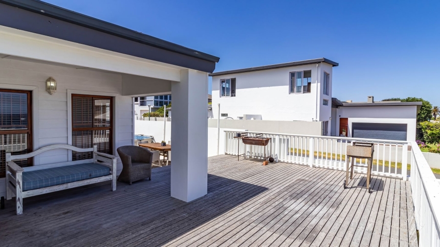 4 Bedroom Property for Sale in Kleinmond Western Cape